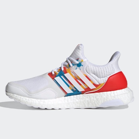 adidas UltraBOOST SE Egle Zvirblyte - Picture 6 of 9